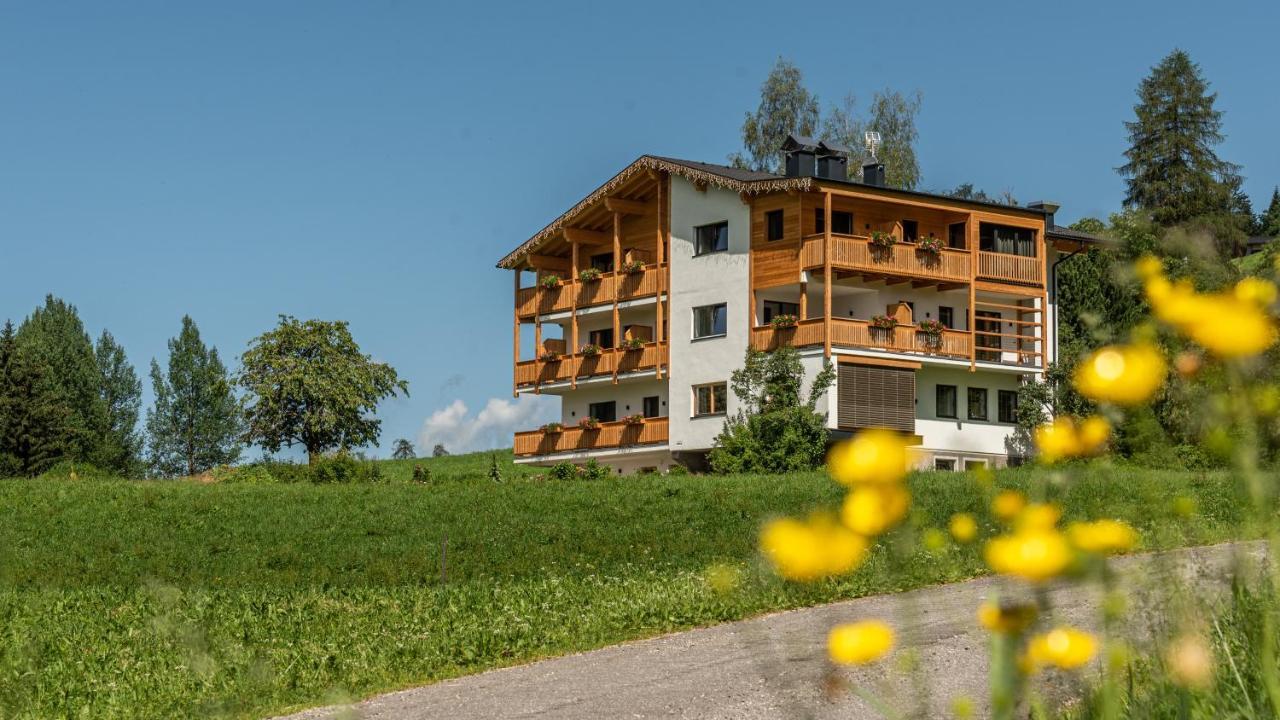 Im Wiesengrund Apartments Sexten Exterior photo